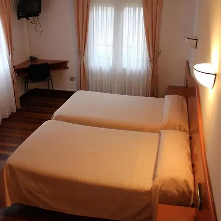 Hotel Sindika Oñate Zimmer foto
